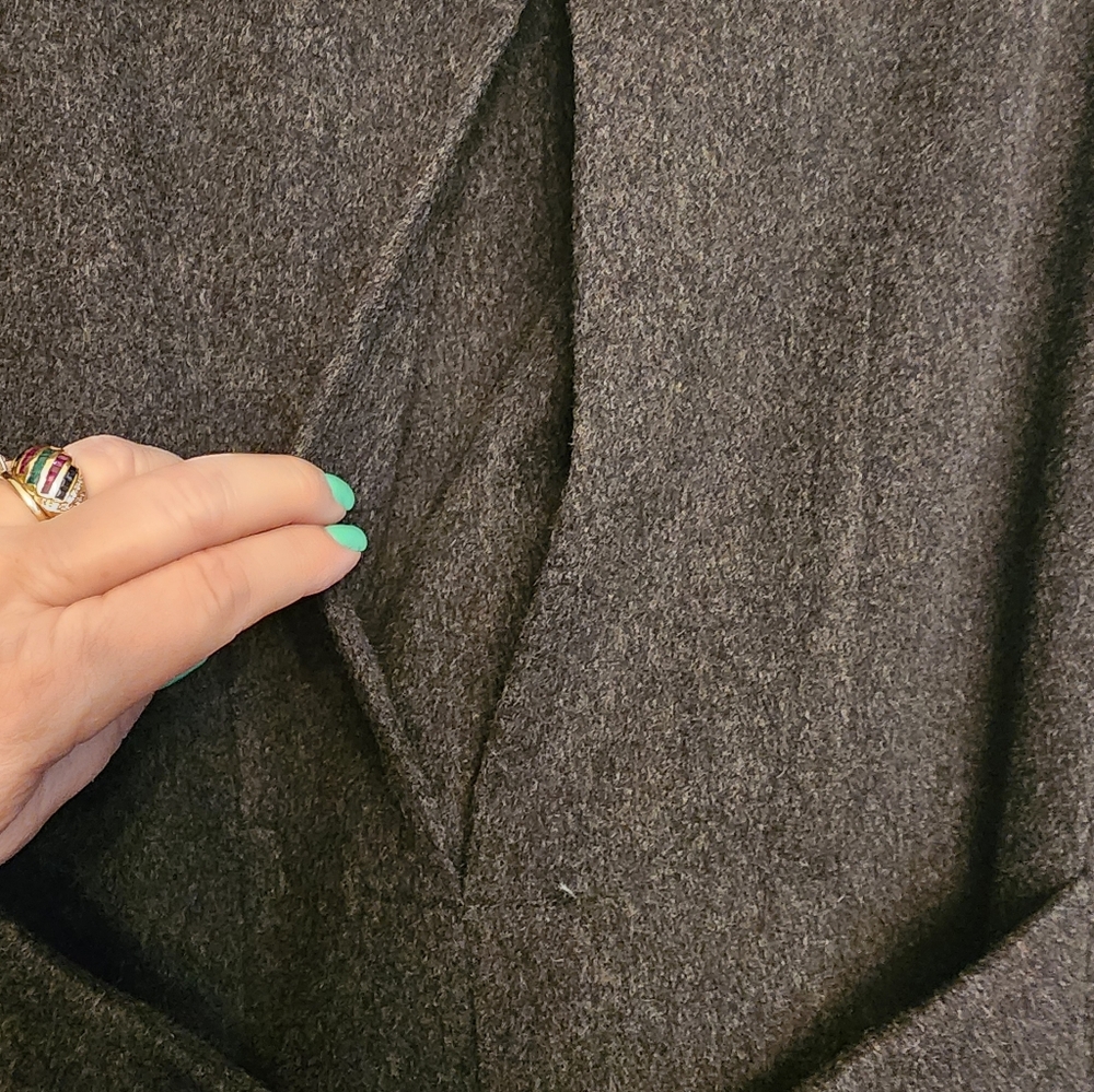 Vintage Mens PIERRE CARDIN 100%wool Top Coat - Picture 9 of 16